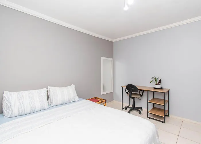 Quarto Aconchegante No Centro De Brasilia